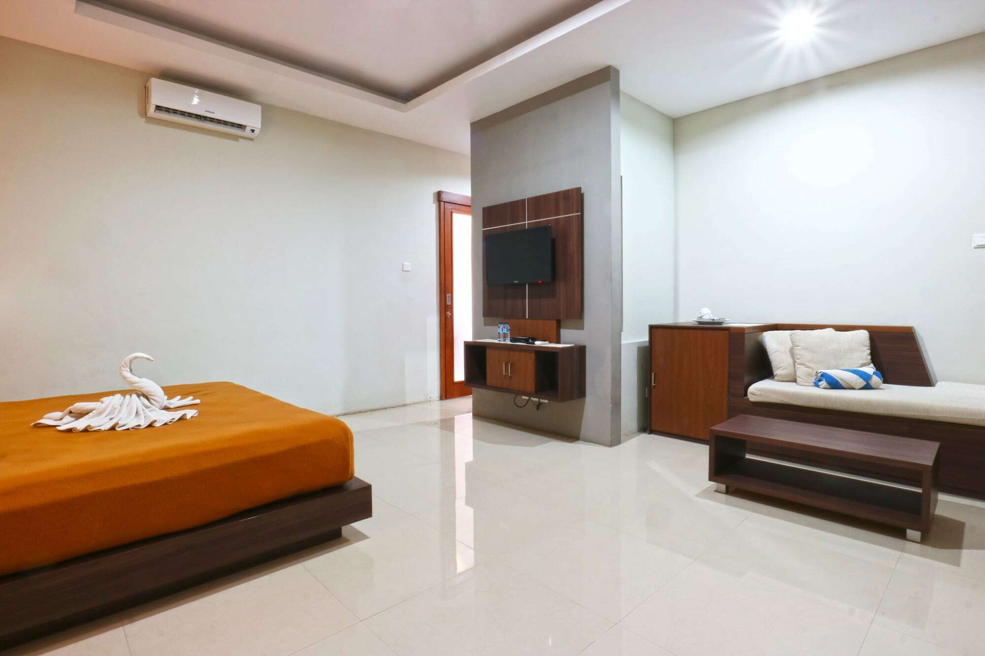 Raj Sindhu Sanur Denpasar Exterior foto
